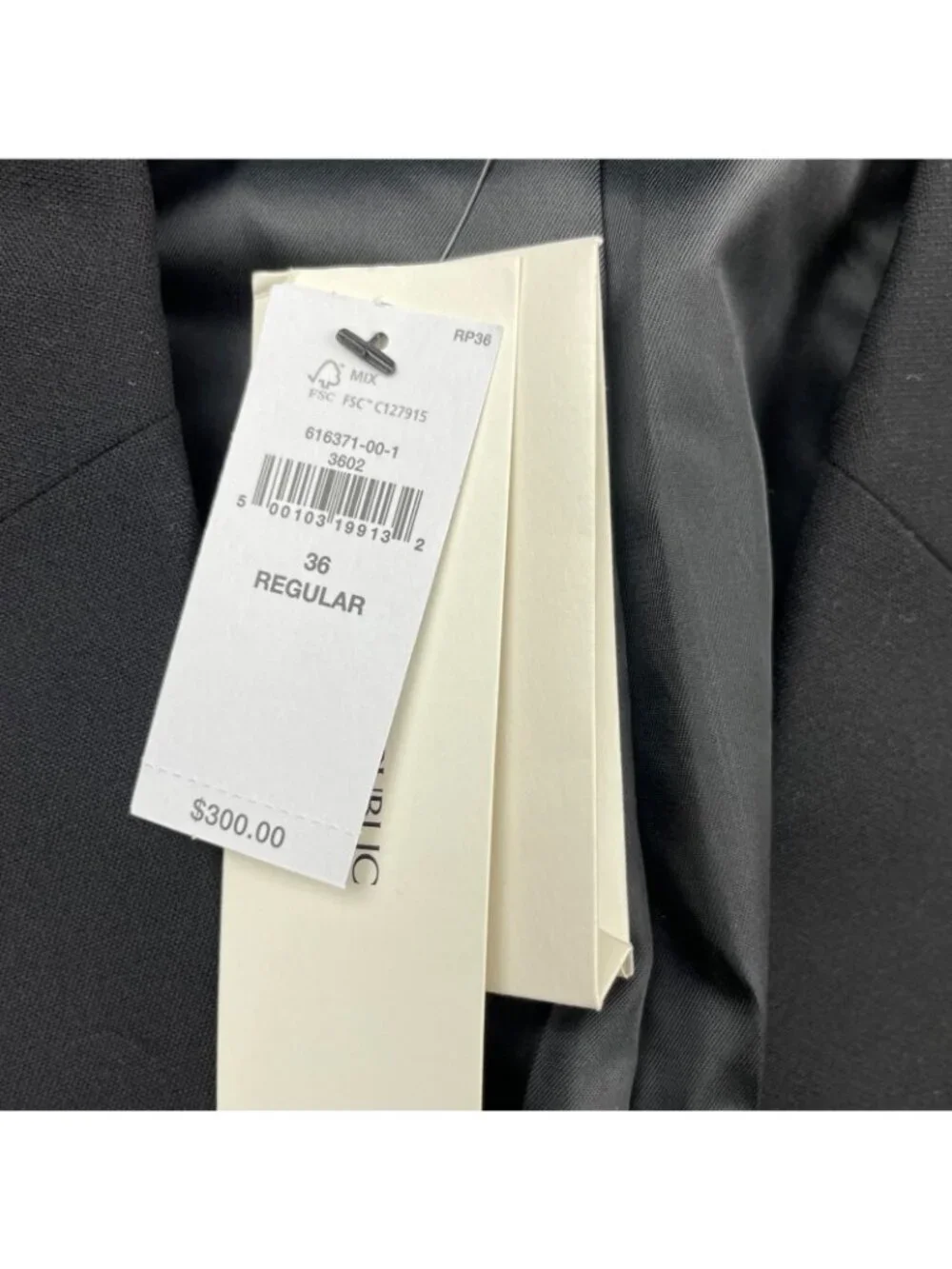 NEW Banana Republic Men’s Performance Tailored Fit 2-Button Blazer Black • 36R